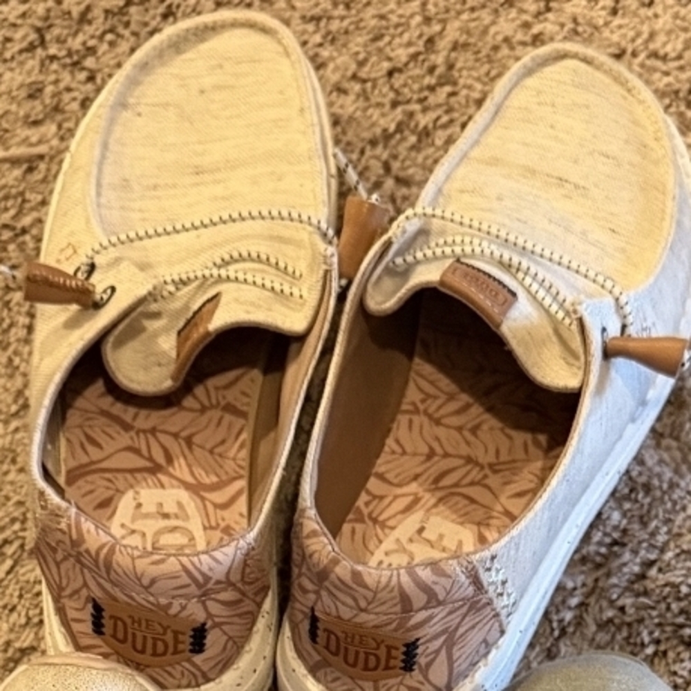 Hey Dude Beige Canvas Slip-On Shoes with Tan Accents Like New Ladies Size 6